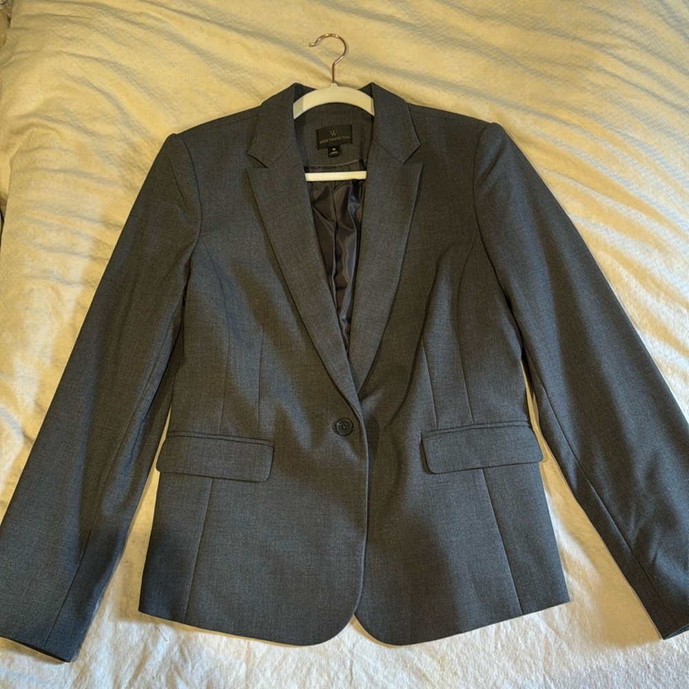 EUC Worthington grey suit jacket, sz 14